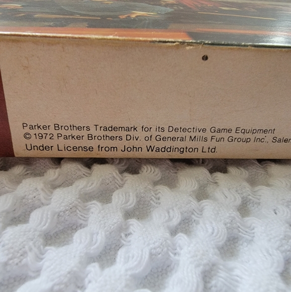 🎩Vintage 1972 Clue Board Game - Picture 2 of 8